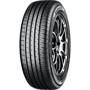 215/60R17 YOKOHAMA BLUEARTH-XT AE61 96H
